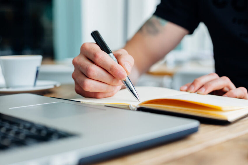 Thesis Writing Services in Dubai